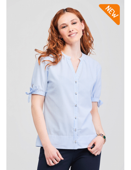 BLUSA M/C RAYAS ESCOTE PICO MAHO ESTRUCTURA SEERSUCKER 100% ALGODÓN ORGÁNICO